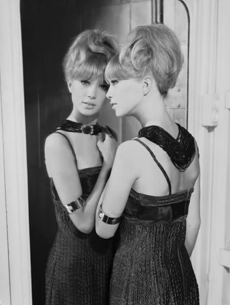 Pattie-Boyd-pattie-boyd-23071848-452-600